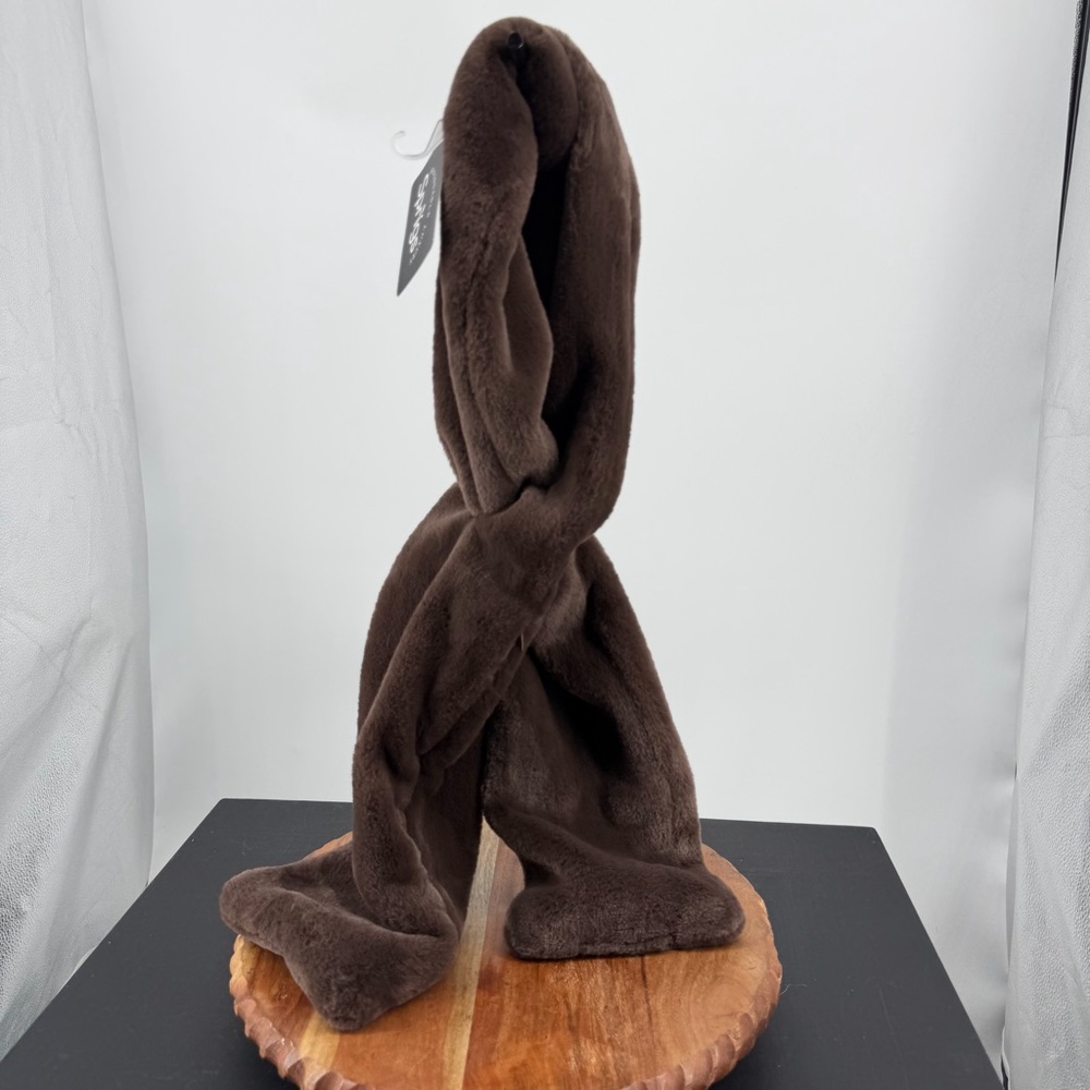 NEW Sprigs Faux Fur Scarf w/ Zippered Pocket 2.0- brown